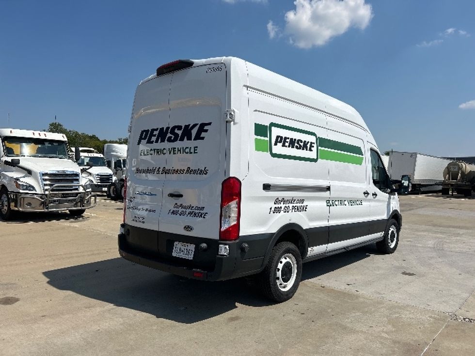 Cargo Van (Panel Van)-Alternative Fuel Trucks & Tractors-Ford-2022-TRAN350E-Dallas-TX-46,069\n\t\tmiles-$ 36,250 - Image 12