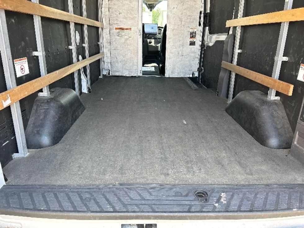 Cargo Van (Panel Van)-Alternative Fuel Trucks & Tractors-Ford-2022-TRAN350E-Dallas-TX-46,069\n\t\tmiles-$ 36,250 - Image 9