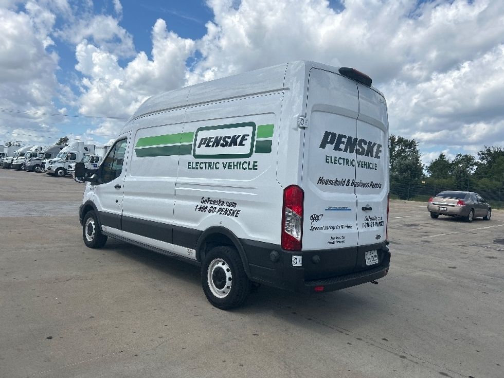 Cargo Van (Panel Van)-Alternative Fuel Trucks & Tractors-Ford-2022-TRAN350E-Dallas-TX-7,302\n\t\tmiles-$ 38,500 - Image 6