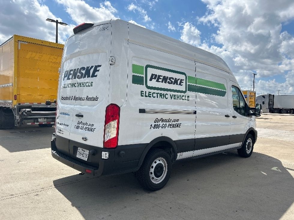 Cargo Van (Panel Van)-Alternative Fuel Trucks & Tractors-Ford-2022-TRAN350E-Dallas-TX-9,816\n\t\tmiles-$ 37,000 - Image 12