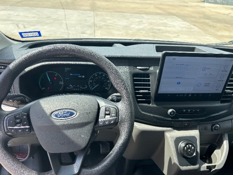 Cargo Van (Panel Van)-Alternative Fuel Trucks & Tractors-Ford-2022-TRAN350E-Dallas-TX-9,816\n\t\tmiles-$ 37,000 - Image 17