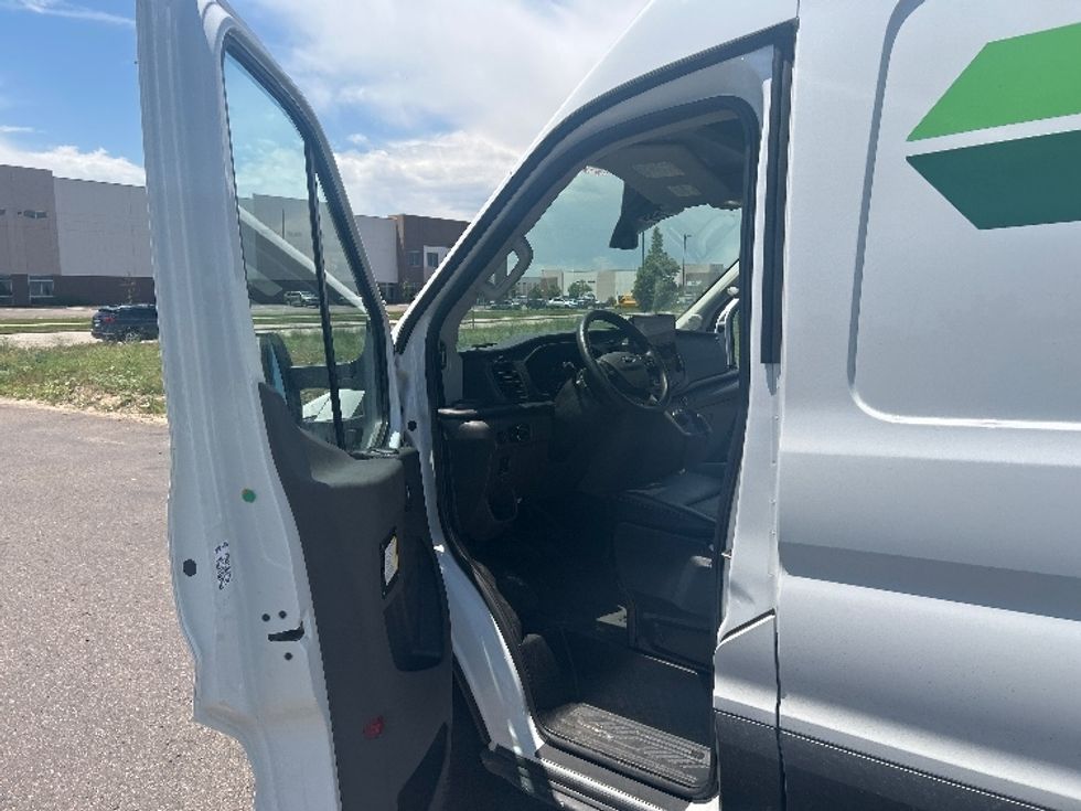 Cargo Van (Panel Van)-Alternative Fuel Trucks & Tractors-Ford-2022-TRAN350E-Denver-CO-16,498\n\t\tmiles-$ 33,000 - Image 16