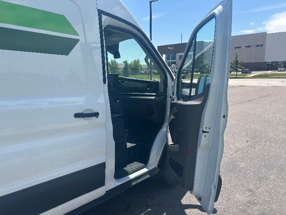 Cargo Van (Panel Van)-Alternative Fuel Trucks & Tractors-Ford-2022-TRAN350E-Denver-CO-16,498\n\t\tmiles-$ 33,000 - Image 20