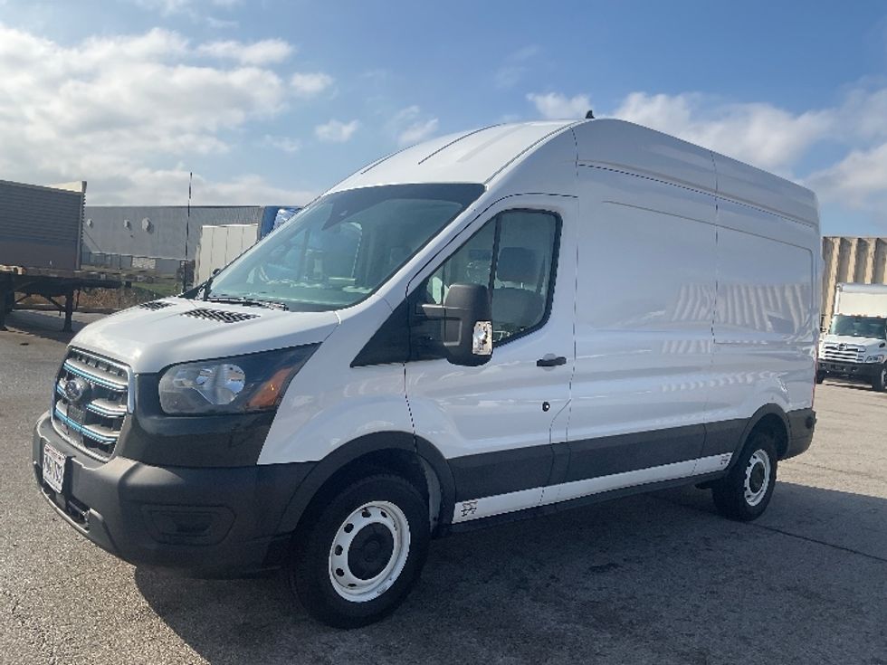 Cargo Van (Panel Van)-Alternative Fuel Trucks & Tractors-Ford-2022-TRAN350E-Earth City-MO-7,860\n\t\tmiles-$ 38,000 - Image 3