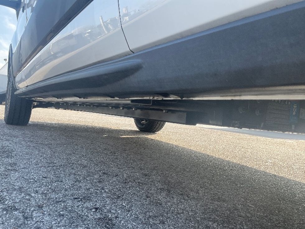 Cargo Van (Panel Van)-Alternative Fuel Trucks & Tractors-Ford-2022-TRAN350E-Earth City-MO-7,860\n\t\tmiles-$ 38,000 - Image 5