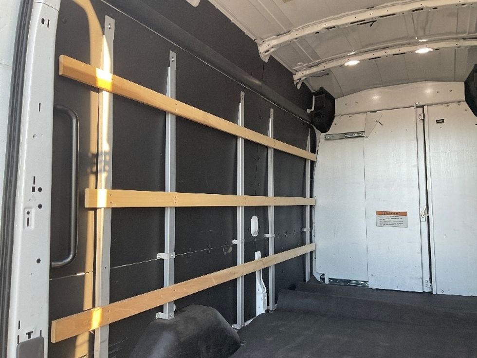 Cargo Van (Panel Van)-Alternative Fuel Trucks & Tractors-Ford-2022-TRAN350E-Earth City-MO-8,781\n\t\tmiles-$ 38,000 - Image 10