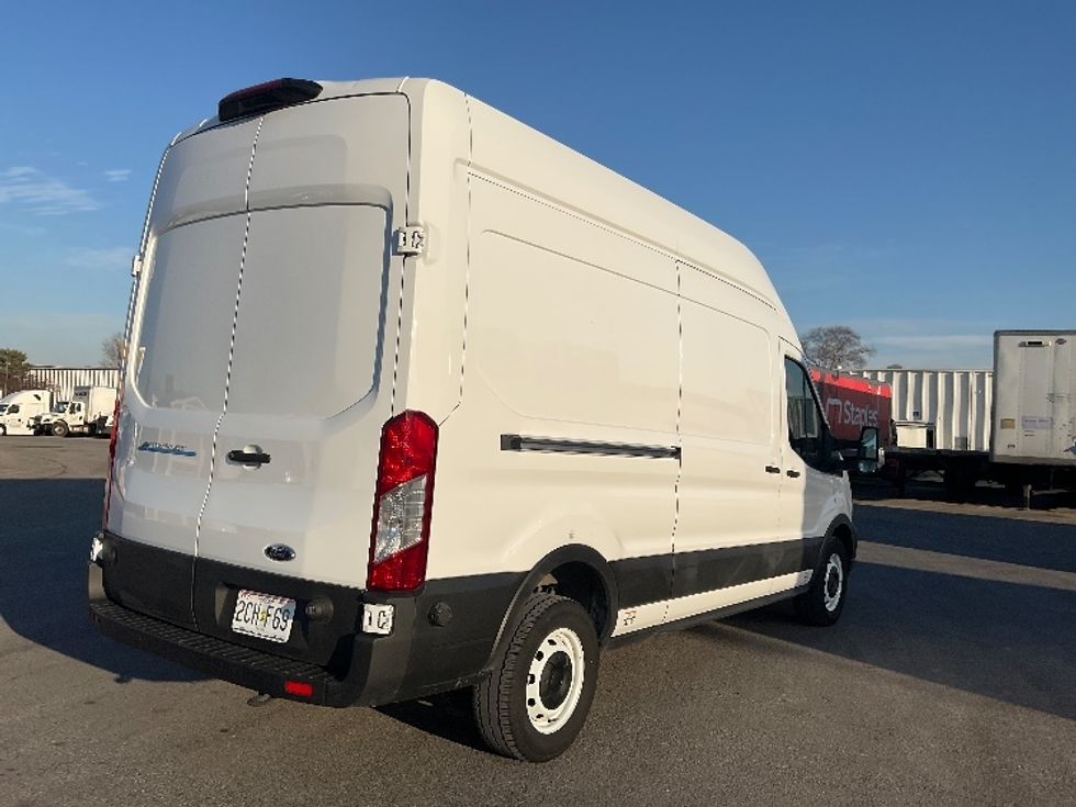Cargo Van (Panel Van)-Alternative Fuel Trucks & Tractors-Ford-2022-TRAN350E-Earth City-MO-8,781\n\t\tmiles-$ 38,000 - Image 12
