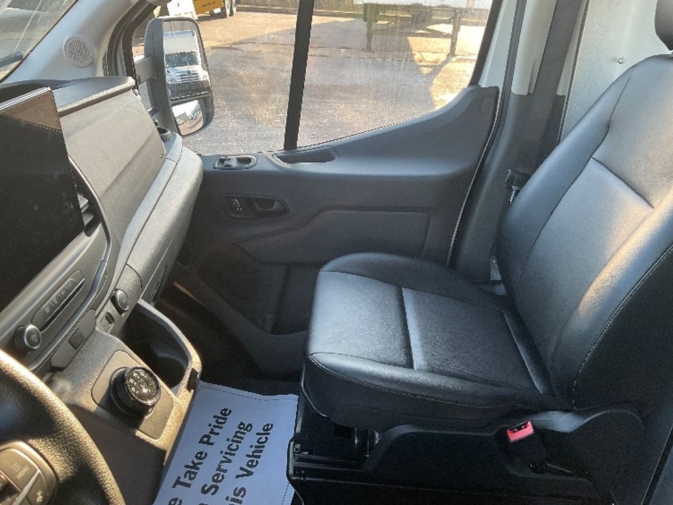 Cargo Van (Panel Van)-Alternative Fuel Trucks & Tractors-Ford-2022-TRAN350E-Earth City-MO-8,781\n\t\tmiles-$ 38,000 - Image 18