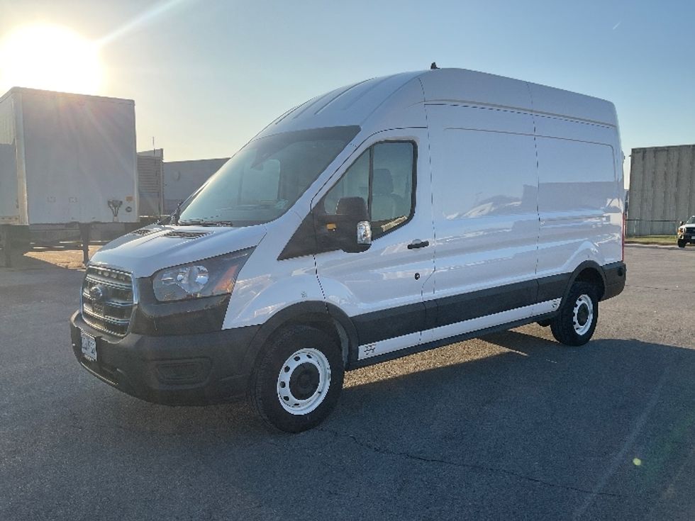 Cargo Van (Panel Van)-Alternative Fuel Trucks & Tractors-Ford-2022-TRAN350E-Earth City-MO-8,781\n\t\tmiles-$ 38,000 - Image 3