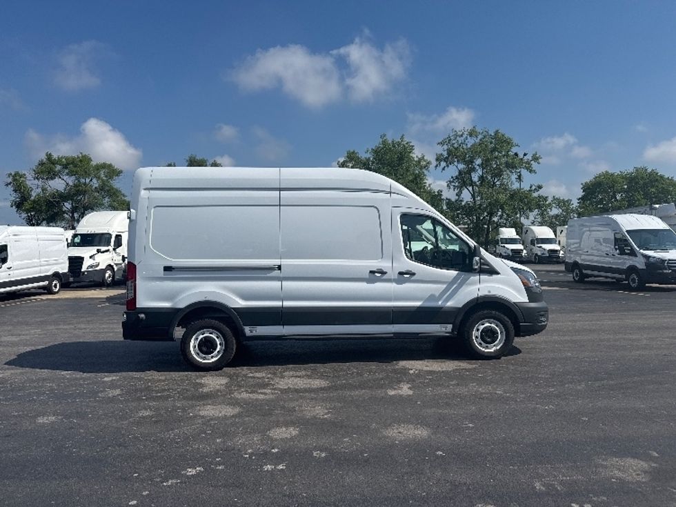 Cargo Van (Panel Van)-Alternative Fuel Trucks & Tractors-Ford-2022-TRAN350E-East Chicago-IN-13,095\n\t\tmiles-$ 41,250 - Image 13