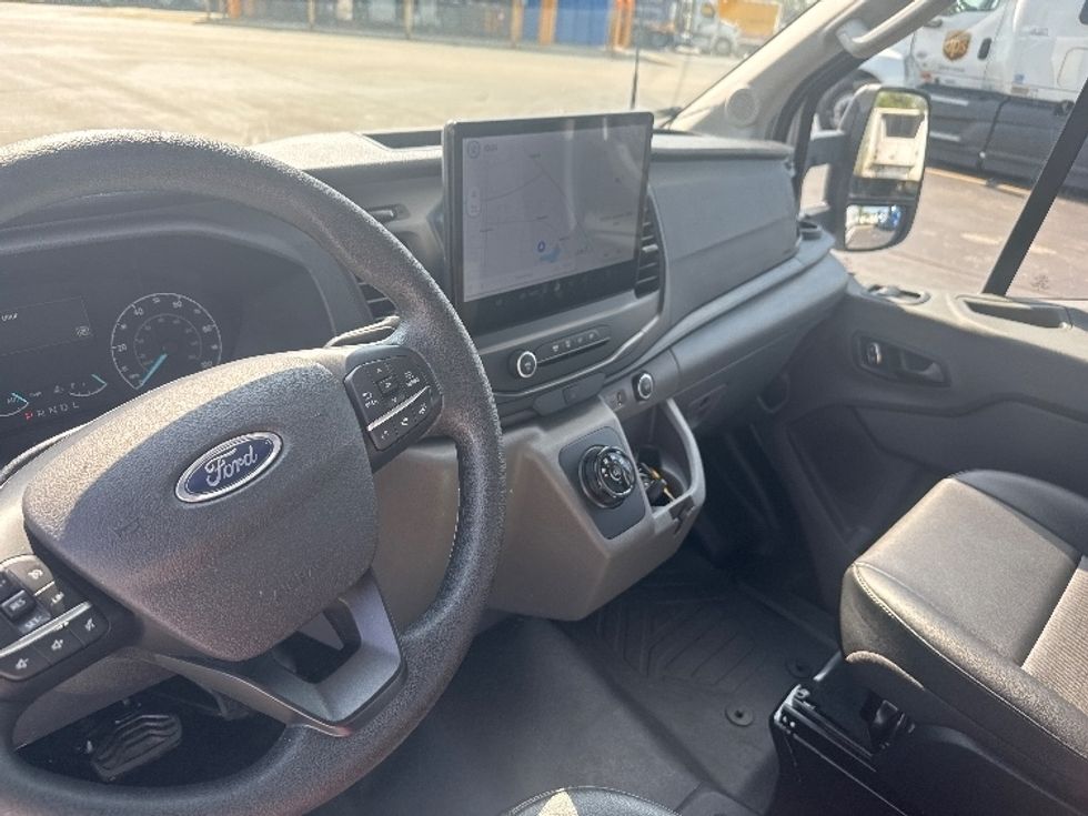 Cargo Van (Panel Van)-Alternative Fuel Trucks & Tractors-Ford-2022-TRAN350E-East Chicago-IN-13,095\n\t\tmiles-$ 41,250 - Image 15