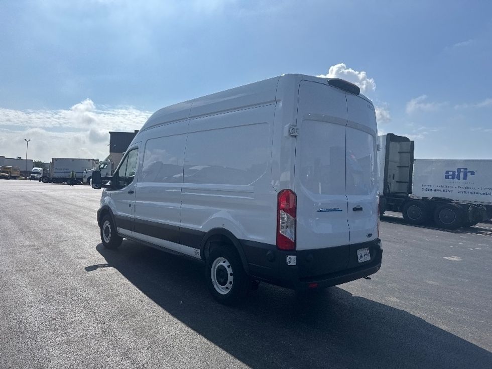 Cargo Van (Panel Van)-Alternative Fuel Trucks & Tractors-Ford-2022-TRAN350E-East Chicago-IN-13,095\n\t\tmiles-$ 41,250 - Image 5