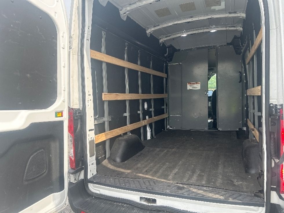 Cargo Van (Panel Van)-Alternative Fuel Trucks & Tractors-Ford-2022-TRAN350E-East Chicago-IN-15,021\n\t\tmiles-$ 32,250 - Image 10