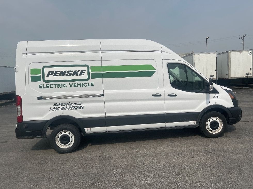 Cargo Van (Panel Van)-Alternative Fuel Trucks & Tractors-Ford-2022-TRAN350E-East Chicago-IN-15,021\n\t\tmiles-$ 32,250 - Image 14
