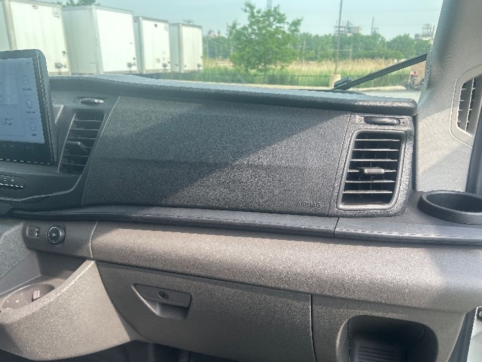 Cargo Van (Panel Van)-Alternative Fuel Trucks & Tractors-Ford-2022-TRAN350E-East Chicago-IN-15,021\n\t\tmiles-$ 32,250 - Image 20