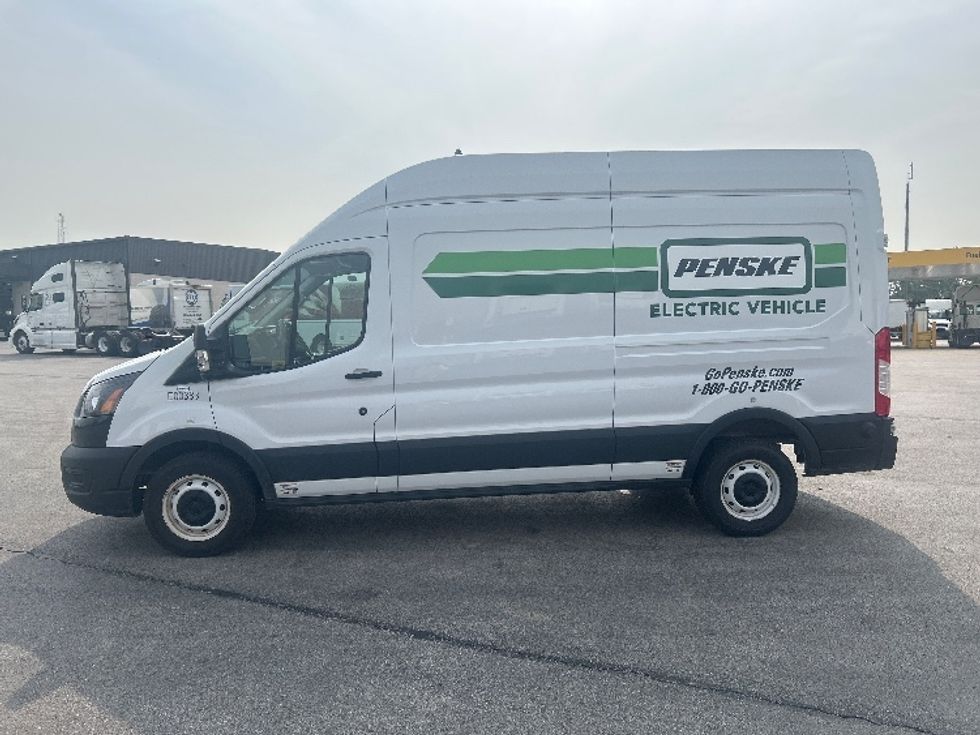 Cargo Van (Panel Van)-Alternative Fuel Trucks & Tractors-Ford-2022-TRAN350E-East Chicago-IN-15,021\n\t\tmiles-$ 32,250 - Image 4