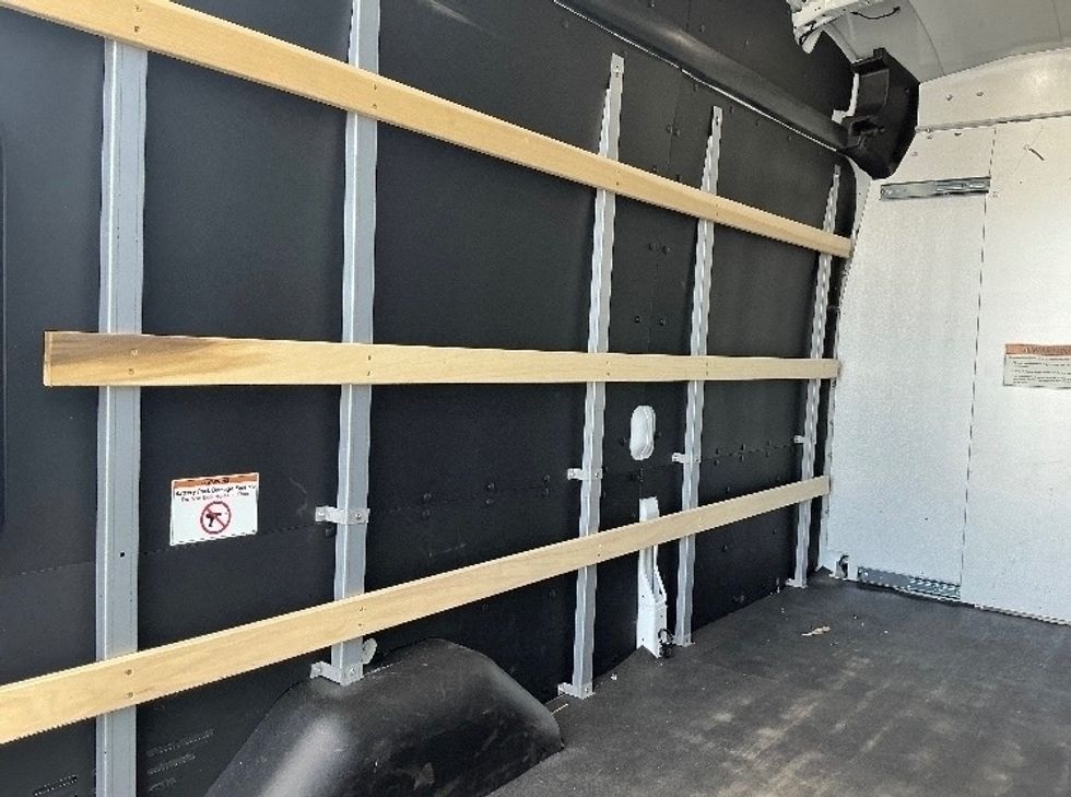 Cargo Van (Panel Van)-Alternative Fuel Trucks & Tractors-Ford-2022-TRAN350E-East Chicago-IN-1,621\n\t\tmiles-$ 37,500 - Image 10