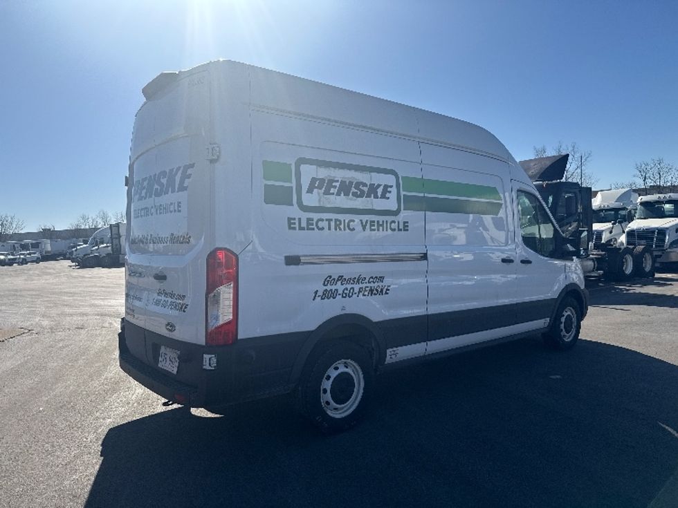 Cargo Van (Panel Van)-Alternative Fuel Trucks & Tractors-Ford-2022-TRAN350E-East Chicago-IN-1,621\n\t\tmiles-$ 37,500 - Image 11