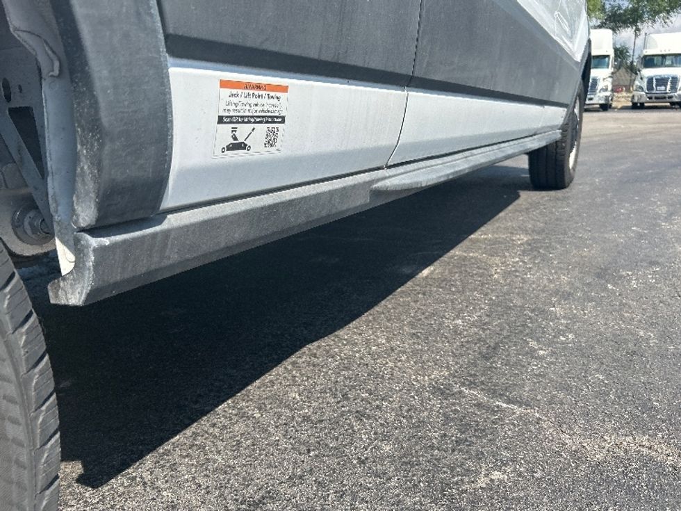 Cargo Van (Panel Van)-Alternative Fuel Trucks & Tractors-Ford-2022-TRAN350E-East Chicago-IN-2,384\n\t\tmiles-$ 38,750 - Image 14