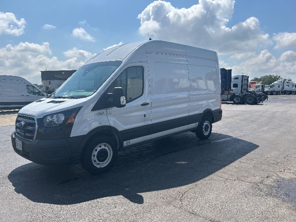 2022 Ford Transit photo 3