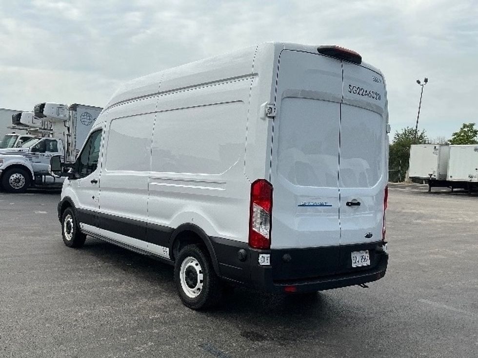 2022 Ford Transit photo 4