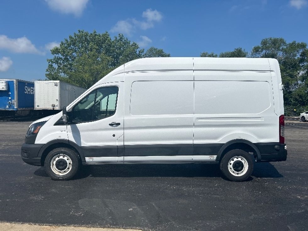 2022 Ford Transit photo 4