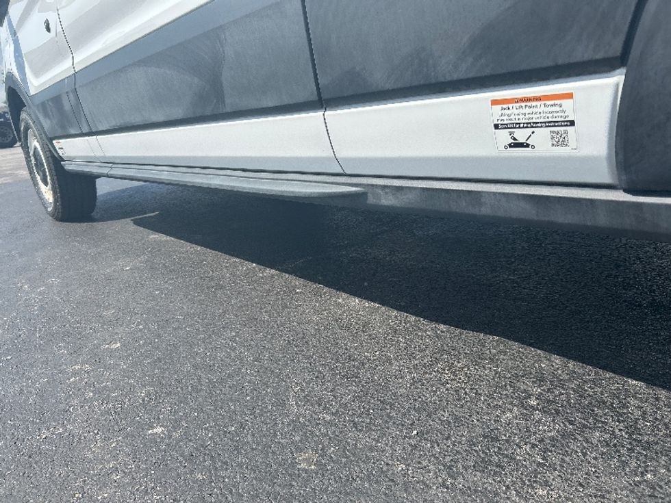 Cargo Van (Panel Van)-Alternative Fuel Trucks & Tractors-Ford-2022-TRAN350E-East Chicago-IN-4,560\n\t\tmiles-$ 38,750 - Image 5