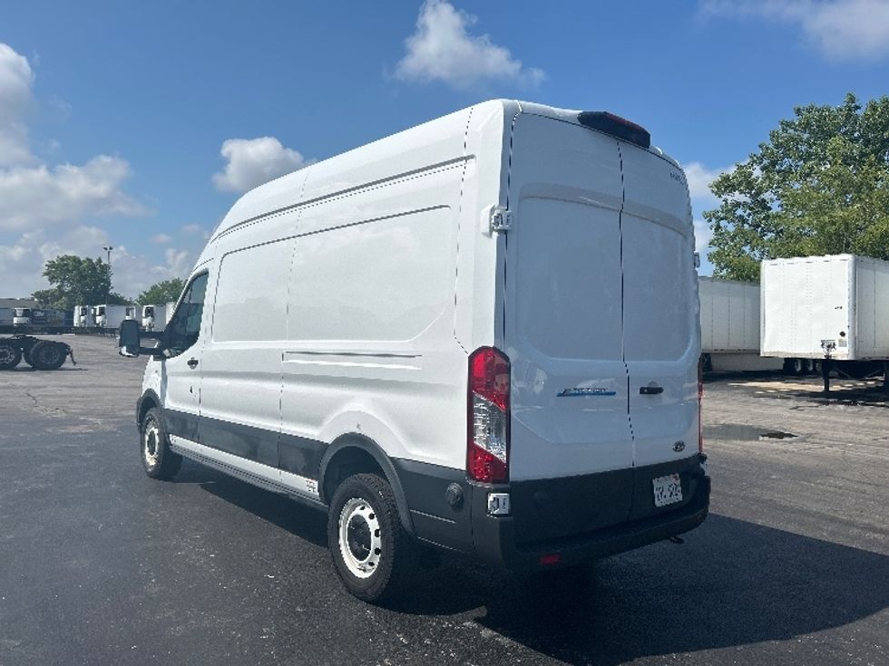 Cargo Van (Panel Van)-Alternative Fuel Trucks & Tractors-Ford-2022-TRAN350E-East Chicago-IN-4,560\n\t\tmiles-$ 38,750 - Image 6