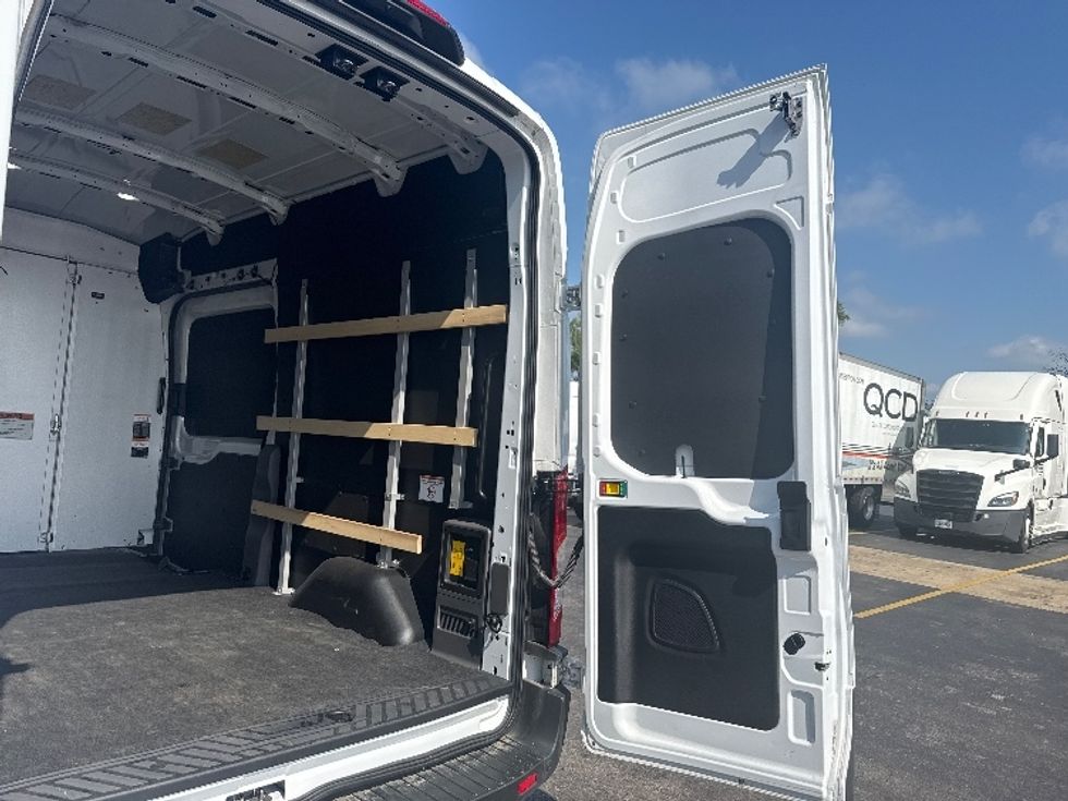 Cargo Van (Panel Van)-Alternative Fuel Trucks & Tractors-Ford-2022-TRAN350E-East Chicago-IN-4,773\n\t\tmiles-$ 38,750 - Image 12