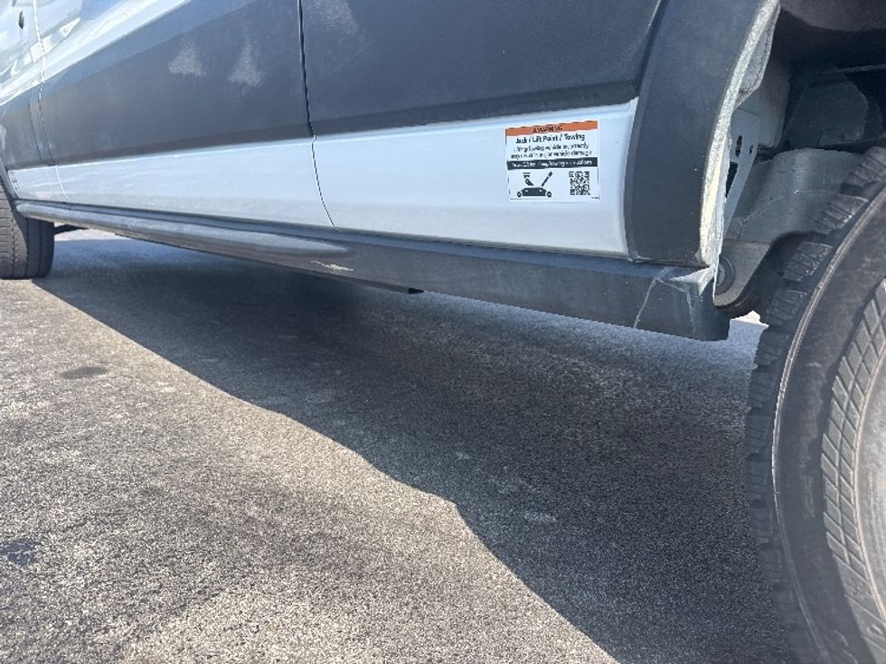 Cargo Van (Panel Van)-Alternative Fuel Trucks & Tractors-Ford-2022-TRAN350E-East Chicago-IN-4,773\n\t\tmiles-$ 38,750 - Image 5