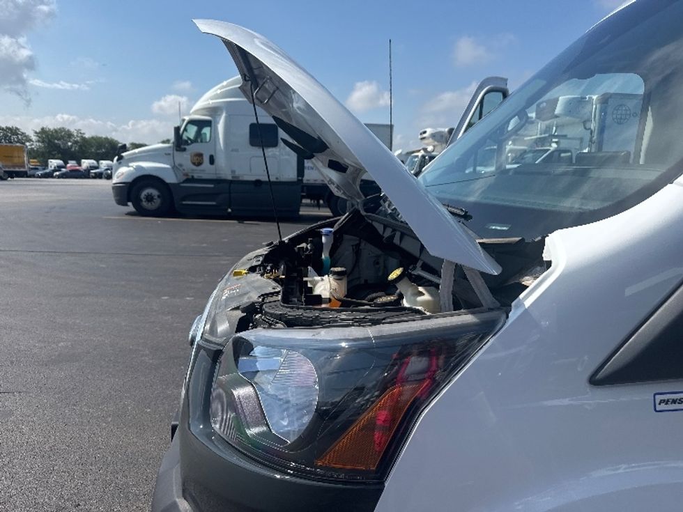 Cargo Van (Panel Van)-Alternative Fuel Trucks & Tractors-Ford-2022-TRAN350E-East Chicago-IN-4,820\n\t\tmiles-$ 38,750 - Image 23