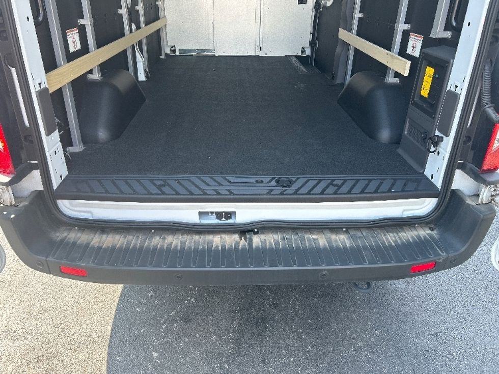 Cargo Van (Panel Van)-Alternative Fuel Trucks & Tractors-Ford-2022-TRAN350E-East Chicago-IN-642\n\t\tmiles-$ 39,000 - Image 10