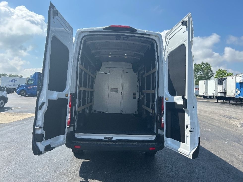 Cargo Van (Panel Van)-Alternative Fuel Trucks & Tractors-Ford-2022-TRAN350E-East Chicago-IN-642\n\t\tmiles-$ 39,000 - Image 8
