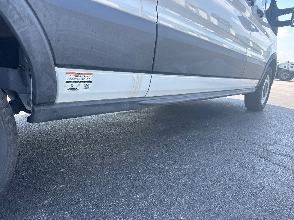 Cargo Van (Panel Van)-Alternative Fuel Trucks & Tractors-Ford-2022-TRAN350E-East Chicago-IN-961\n\t\tmiles-$ 38,750 - Image 14
