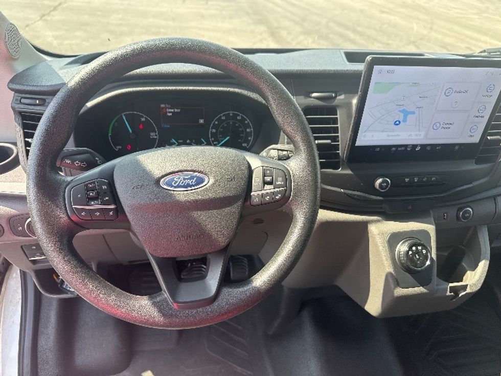 Cargo Van (Panel Van)-Alternative Fuel Trucks & Tractors-Ford-2022-TRAN350E-East Chicago-IN-961\n\t\tmiles-$ 38,750 - Image 18