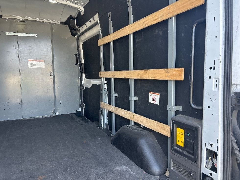 Cargo Van (Panel Van)-Alternative Fuel Trucks & Tractors-Ford-2022-TRAN350E-Fontana-CA-41,670\n\t\tmiles-$ 30,750 - Image 11