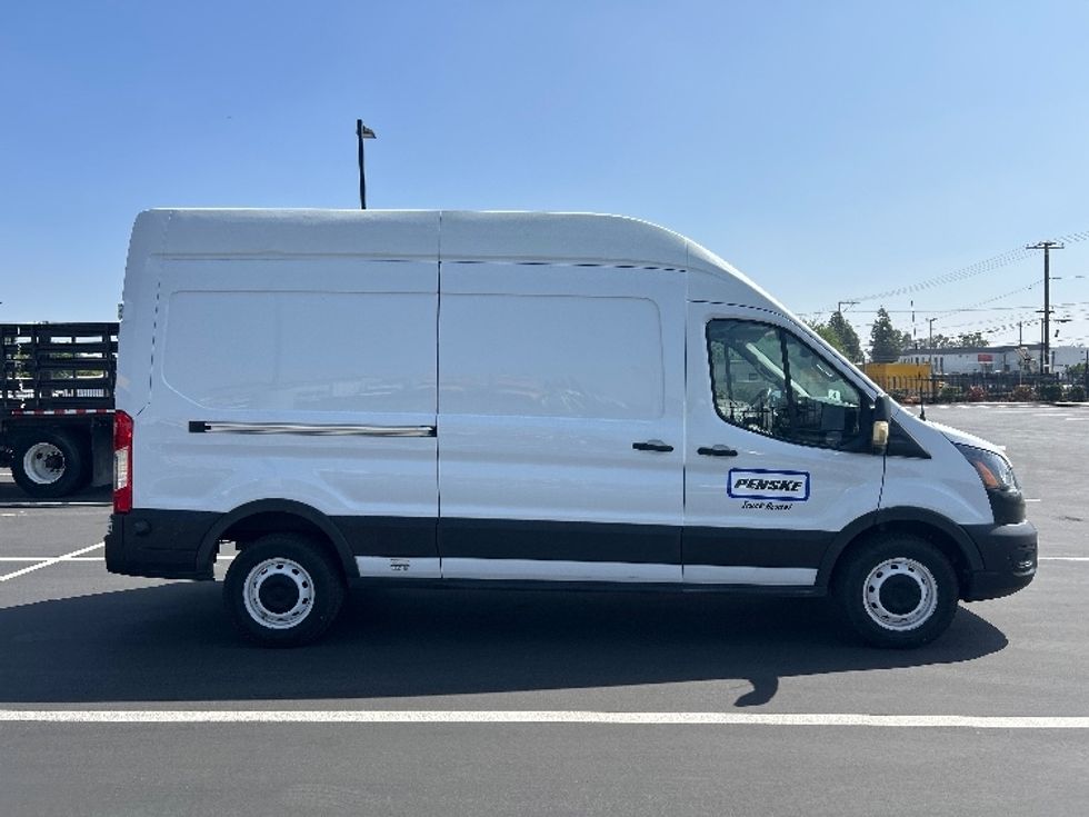 Cargo Van (Panel Van)-Alternative Fuel Trucks & Tractors-Ford-2022-TRAN350E-Fontana-CA-41,670\n\t\tmiles-$ 30,750 - Image 14