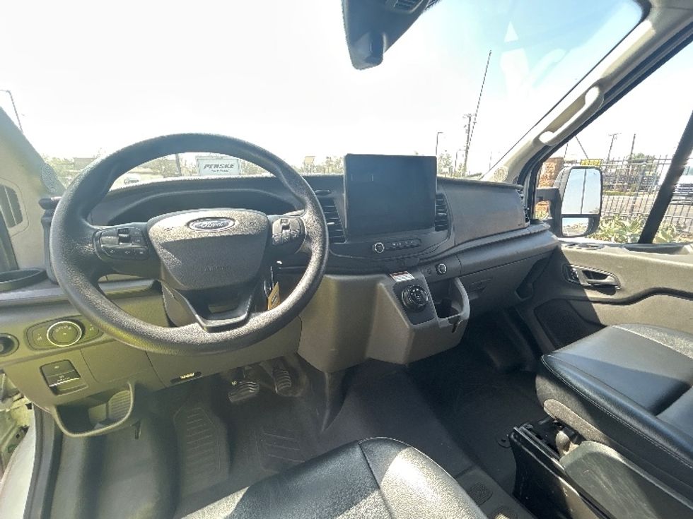 Cargo Van (Panel Van)-Alternative Fuel Trucks & Tractors-Ford-2022-TRAN350E-Fontana-CA-41,670\n\t\tmiles-$ 30,750 - Image 17