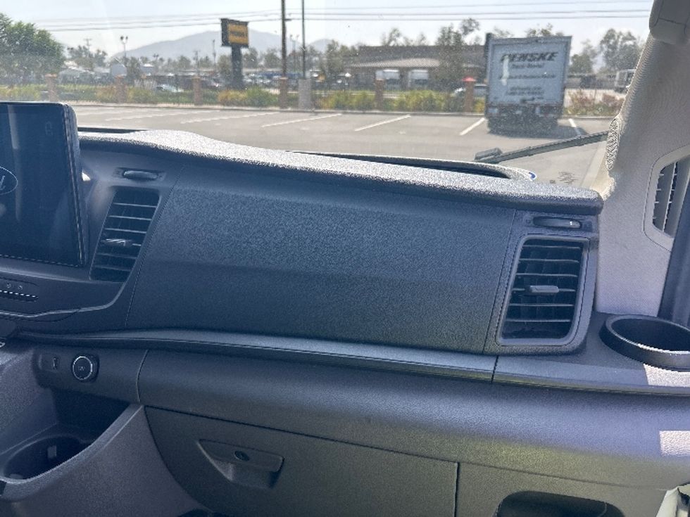 Cargo Van (Panel Van)-Alternative Fuel Trucks & Tractors-Ford-2022-TRAN350E-Fontana-CA-41,670\n\t\tmiles-$ 30,750 - Image 20