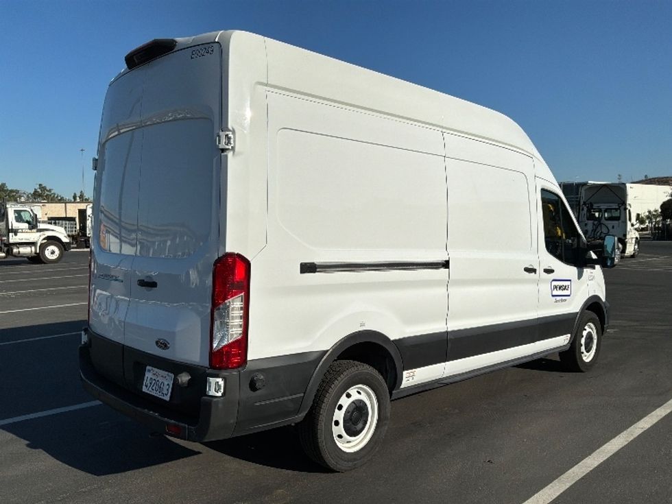 Cargo Van (Panel Van)-Alternative Fuel Trucks & Tractors-Ford-2022-TRAN350E-Fontana-CA-46,254\n\t\tmiles-$ 35,000 - Image 13
