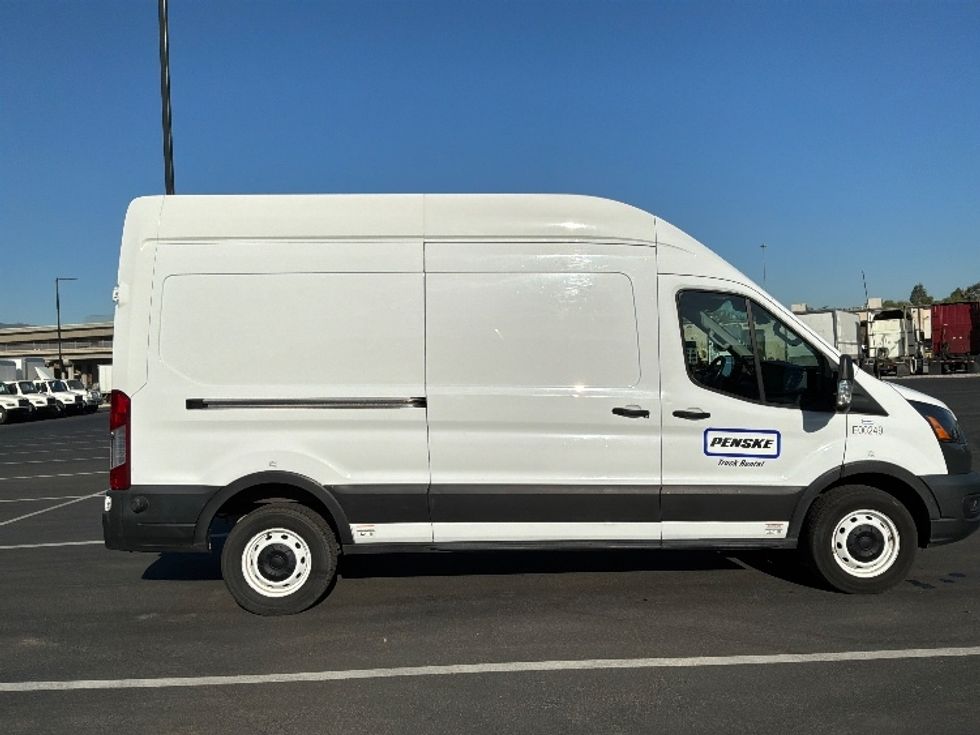 Cargo Van (Panel Van)-Alternative Fuel Trucks & Tractors-Ford-2022-TRAN350E-Fontana-CA-46,254\n\t\tmiles-$ 35,000 - Image 15