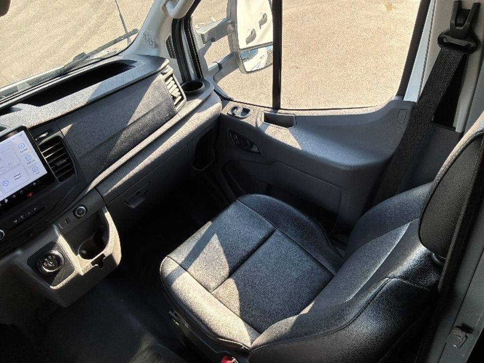 Cargo Van (Panel Van)-Alternative Fuel Trucks & Tractors-Ford-2022-TRAN350E-Fontana-CA-46,254\n\t\tmiles-$ 35,000 - Image 19