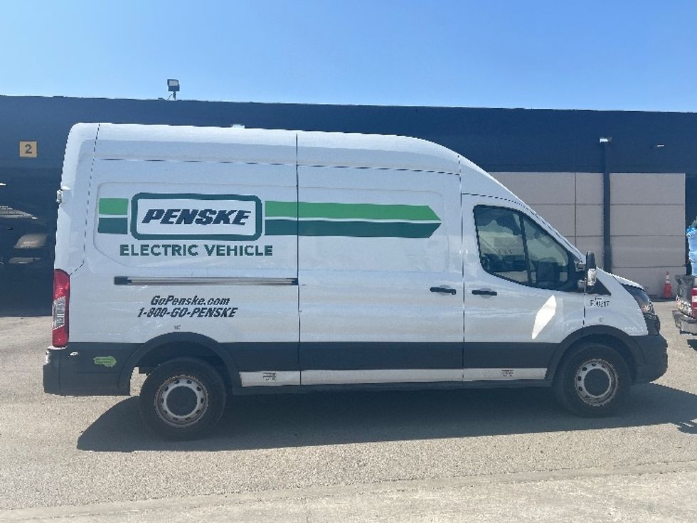 Cargo Van (Panel Van)-Alternative Fuel Trucks & Tractors-Ford-2022-TRAN350E-Fontana-CA-48,784\n\t\tmiles-$ 34,750 - Image 15