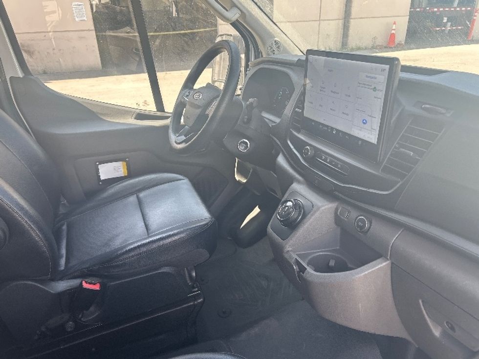 Cargo Van (Panel Van)-Alternative Fuel Trucks & Tractors-Ford-2022-TRAN350E-Fontana-CA-48,784\n\t\tmiles-$ 34,750 - Image 22