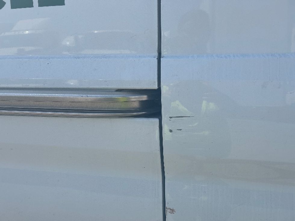 Cargo Van (Panel Van)-Alternative Fuel Trucks & Tractors-Ford-2022-TRAN350E-Fontana-CA-48,784\n\t\tmiles-$ 34,750 - Image 28