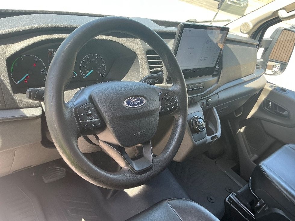 Cargo Van (Panel Van)-Alternative Fuel Trucks & Tractors-Ford-2022-TRAN350E-Fontana-CA-50,000\n\t\tmiles-$ 36,250 - Image 17