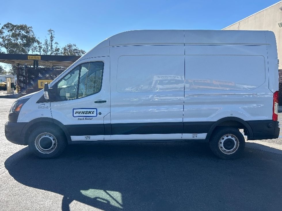 Cargo Van (Panel Van)-Alternative Fuel Trucks & Tractors-Ford-2022-TRAN350E-Fontana-CA-53,767\n\t\tmiles-$ 34,250 - Image 4
