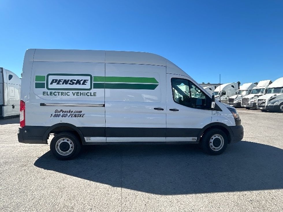 Cargo Van (Panel Van)-Alternative Fuel Trucks & Tractors-Ford-2022-TRAN350E-Fontana-CA-58,340\n\t\tmiles-$ 21,000 - Image 15