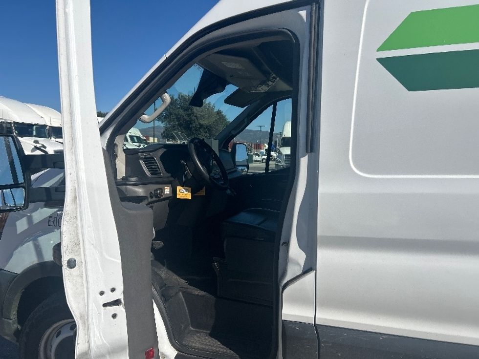 Cargo Van (Panel Van)-Alternative Fuel Trucks & Tractors-Ford-2022-TRAN350E-Fontana-CA-58,340\n\t\tmiles-$ 21,000 - Image 16