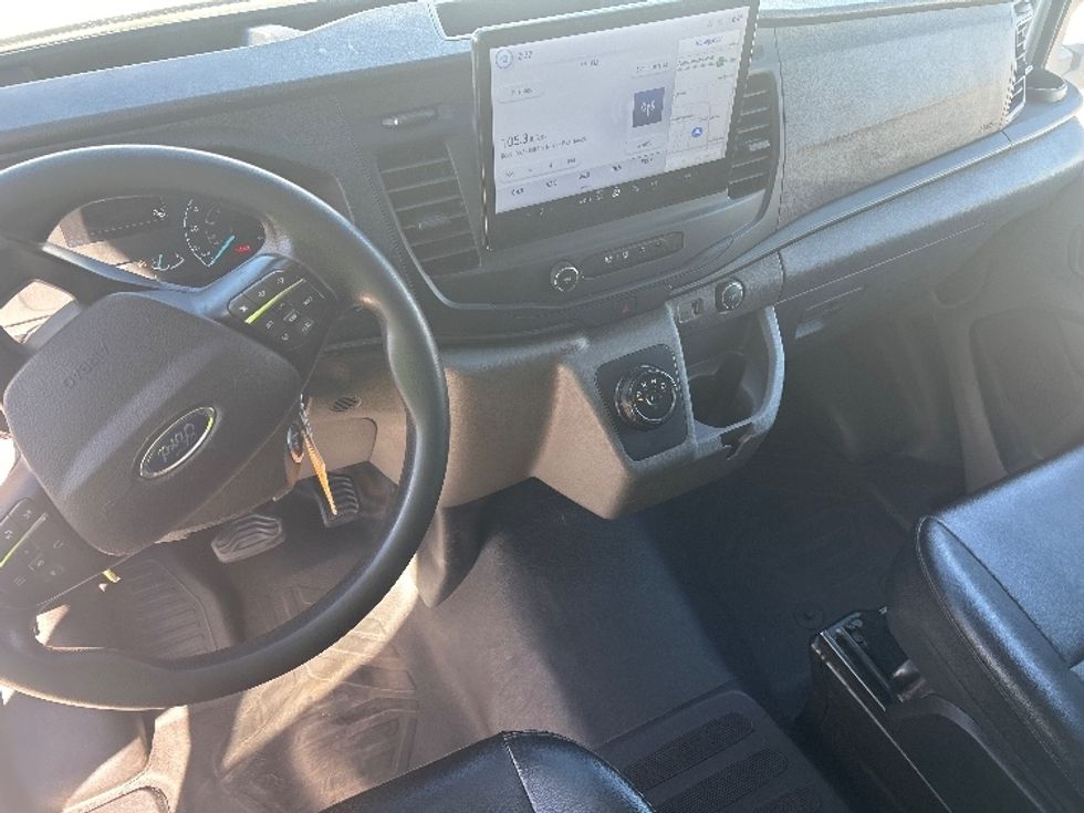 Cargo Van (Panel Van)-Alternative Fuel Trucks & Tractors-Ford-2022-TRAN350E-Fontana-CA-58,340\n\t\tmiles-$ 21,000 - Image 18